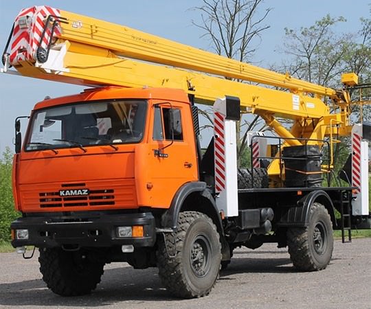 Аренда автовышки в Первоуральске и  Свердловской области